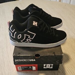 DC Black & Pink Court Graffics Suede Skate Shoes with Pink Details Size 10